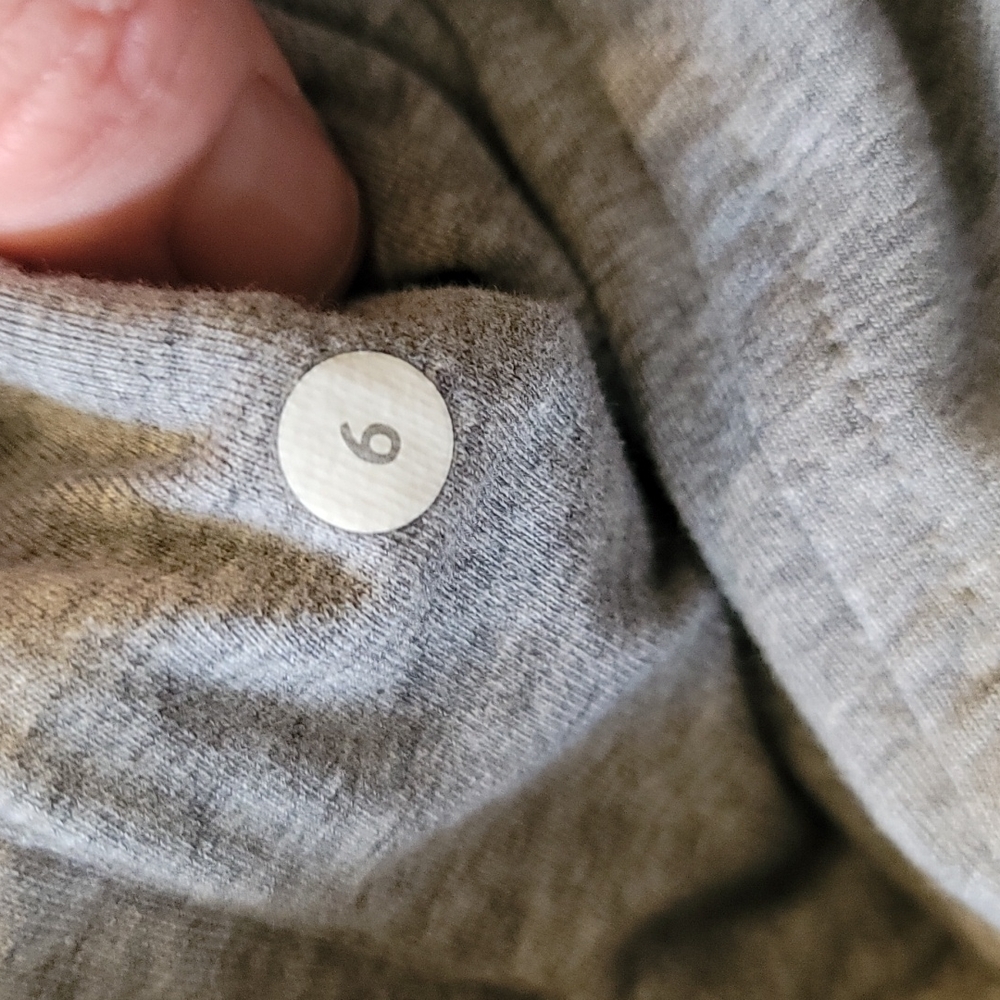 Lululemon Belle Wrap Heather Grey 6 - Picture 5 of 9